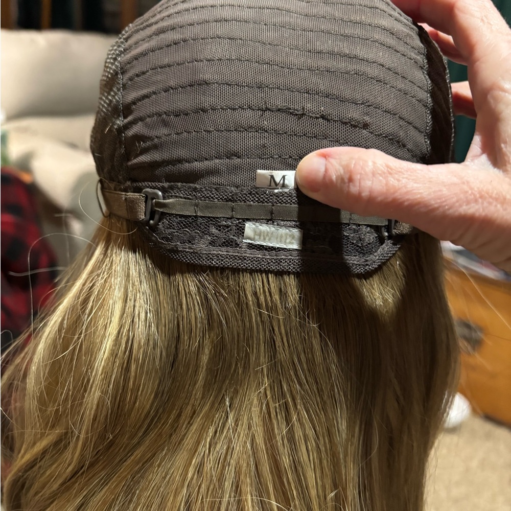 REDUCTION $500.00! Human Hair Dk Blonde w/ Lt Blonde highlights Highline Wig - Picture 9 of 12